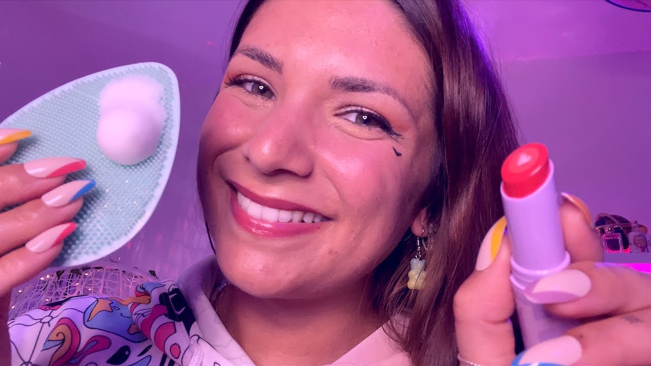 ASMR Freundin bringt Dich ins Bett - Abend Routine mit Skincare und Hair Care