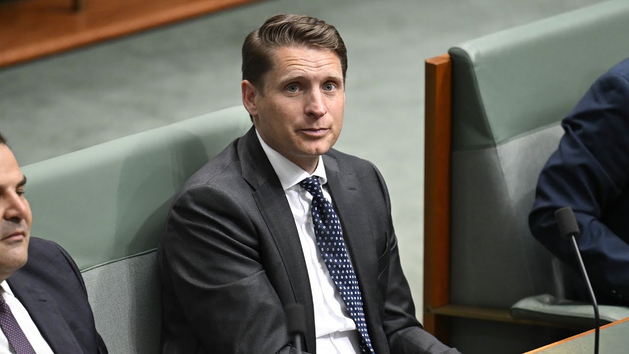 ‘Without unity you cannot function’: Hastie bows out of Liberal leadership race