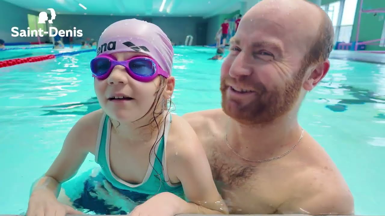 Apprendre à nager au Centre Aquatique Olympique Métropole du Grand Paris 🏊