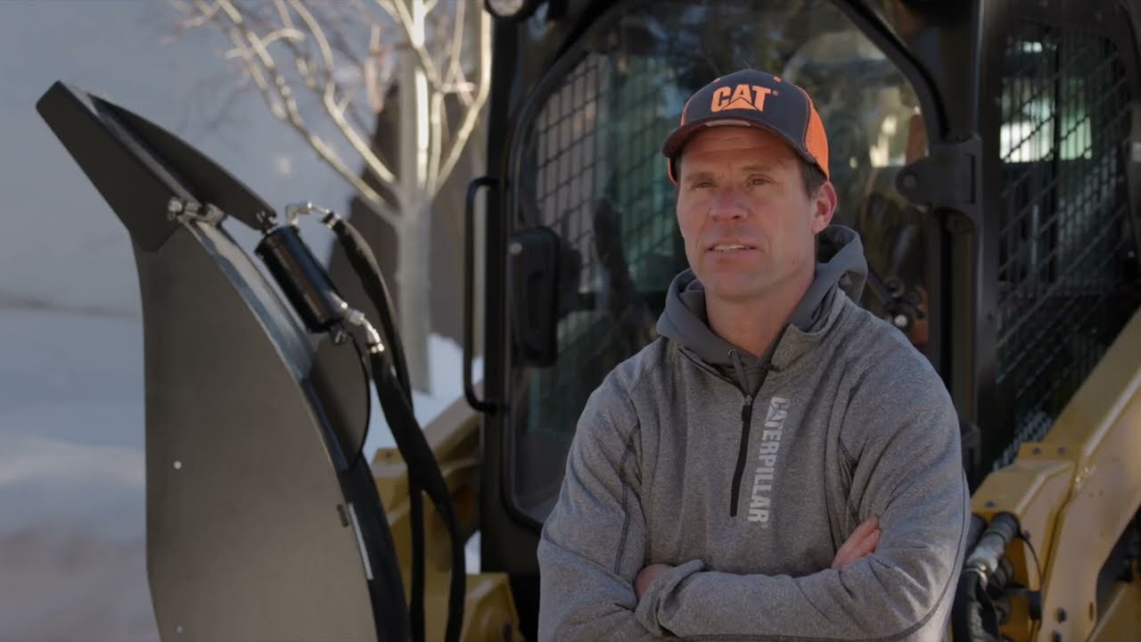 What our customers are saying | Snow Removal with a Cat&reg; SR421 Snow Blower