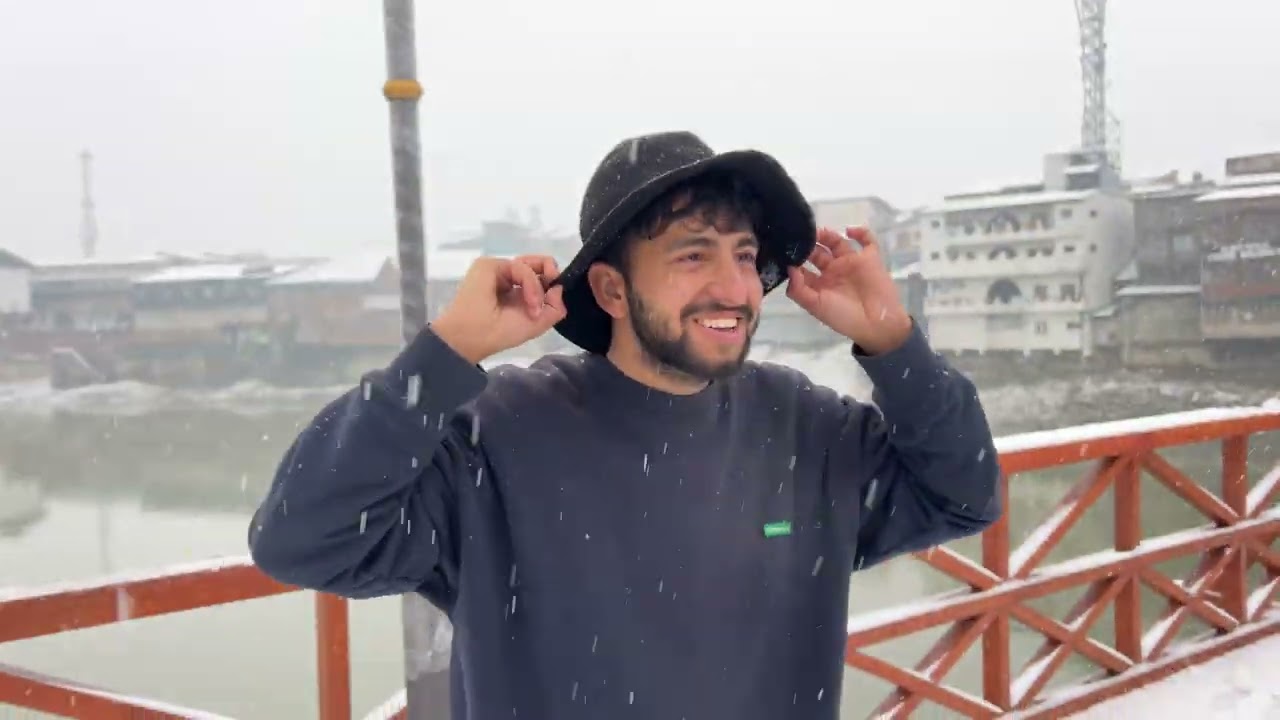 Fresh Snowfall ❄️in Srinagar 27-01 | Srinagar during winter 