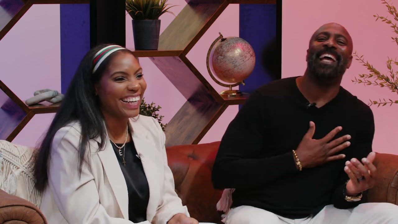 ME VS ME! ][ THE TREATMENT ][ DR. VAN & LOLITA BROWN