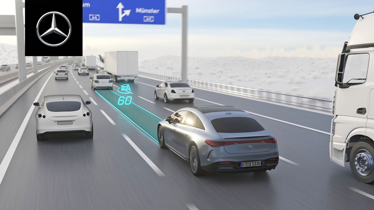 Mercedes-Benz Level 3 automated driving system up to 95 kmh - demo