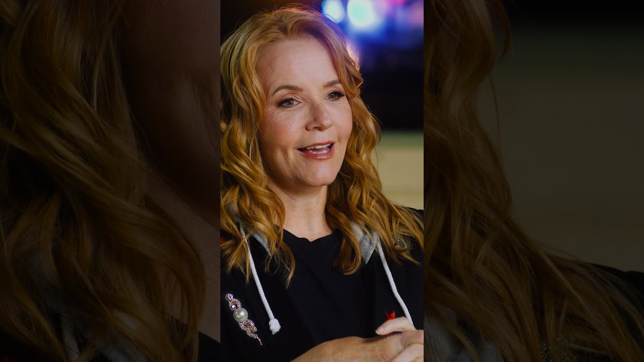 Lea Thompson is asking you to help find Marty McFly's Gibson ES-345