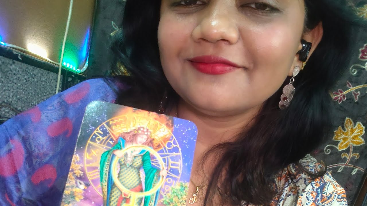 EHE SOULMATE 🌼💜 APKA FUTURE SPOUSE HO SAKTA HAI 🥰#newtarotreading #soulmatejourney #twinflames 