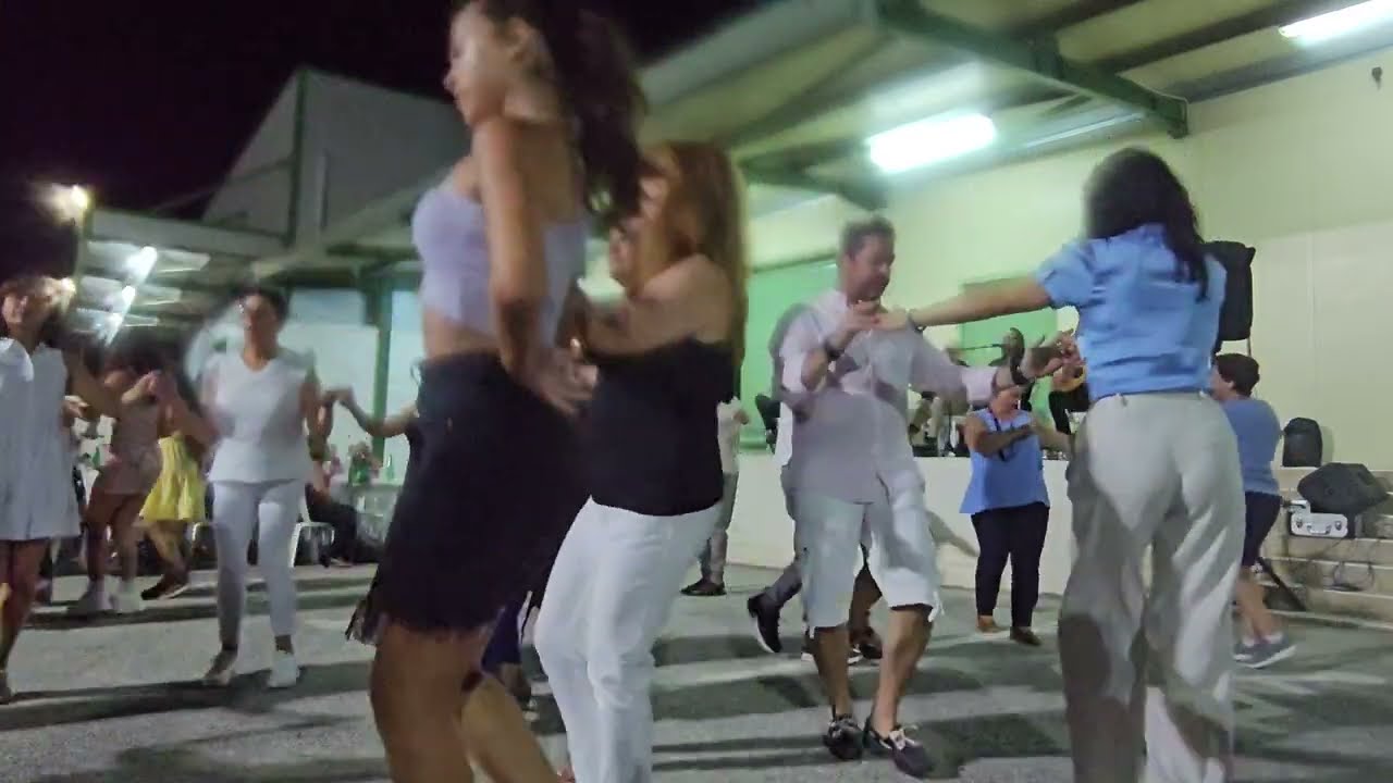 Μπάλο και Σούστα από το ζευγάρι Κικάκη
