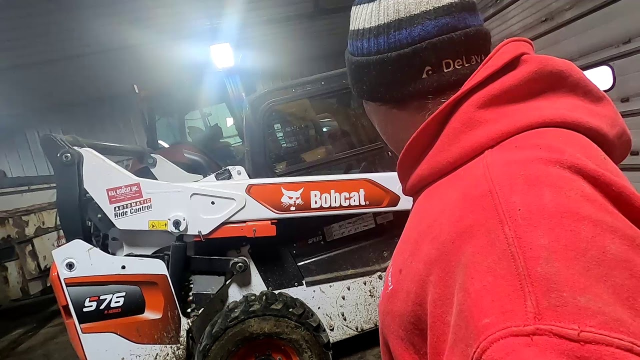 R Series Bobcat S76 Review