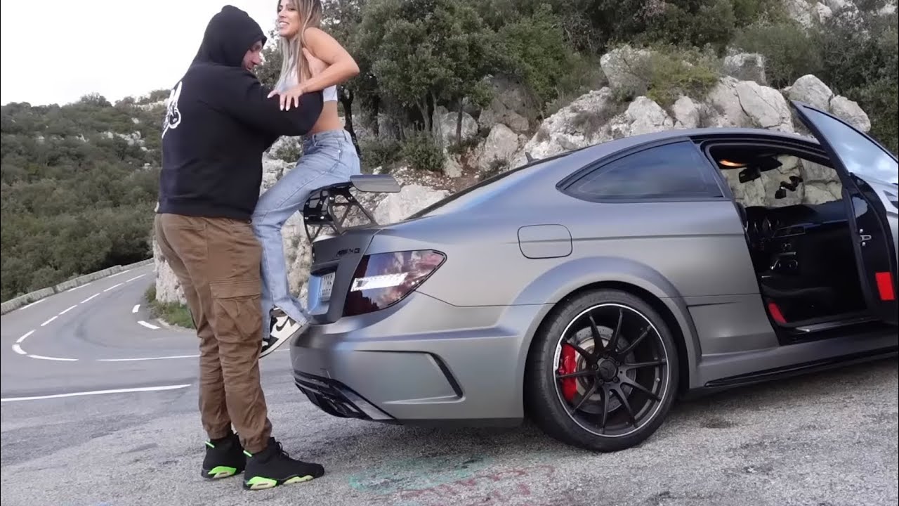 JE LA FAIS CRIER DANS MON AMG 😱😨!! LA POLICE NOUS ARRÊTE 😈🔥 !! (ÇA A MAL TOURNÉ)