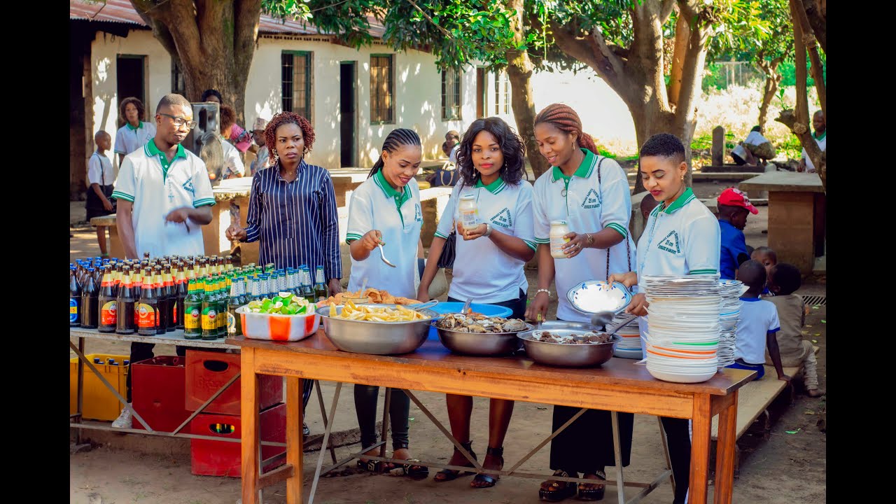 RECEPTION DU FETE DE CHORALE SAINTE TRINITE DE LUVUNGI POUR LA CELEBRATION DE JUBILE D'ARGENT