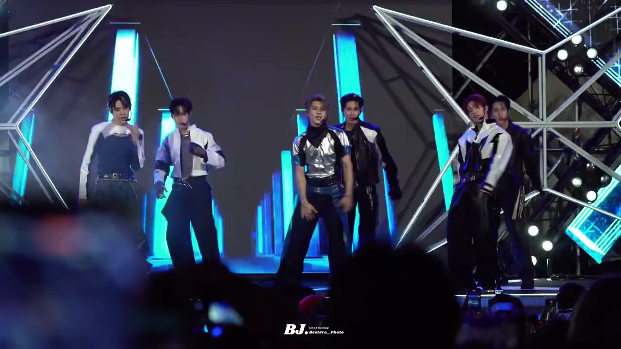 [BJFANCAM] 26.06.25 | Hotel Lobby - cover by DEXX @ DEXX 1st Showcase #DEXX1stSHOWCASE #DEXXth