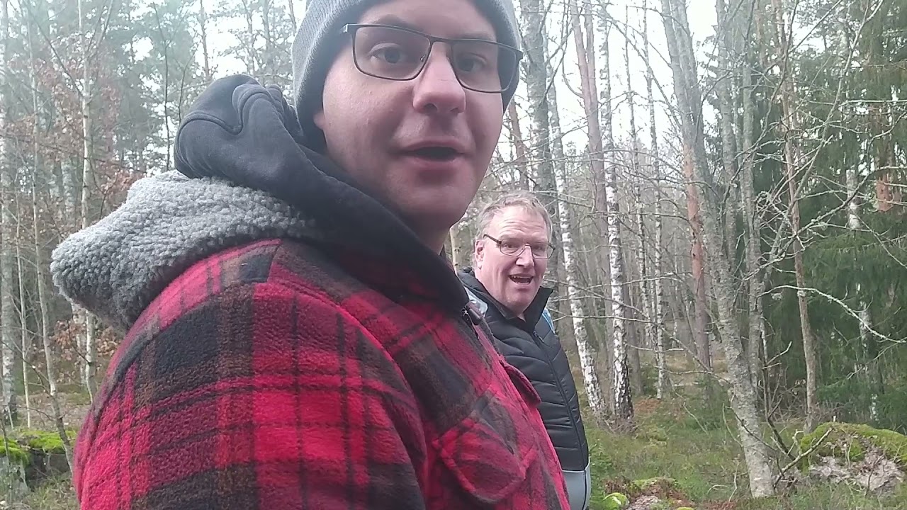 Vilsta Discgolfpark F9  ( Toni f&aring;r en disc p&aring; sig!?!?)