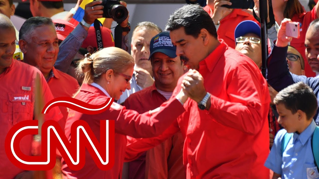 Maduro bailó salsa mientras había violencia en fronteras por la ayuda humanitaria