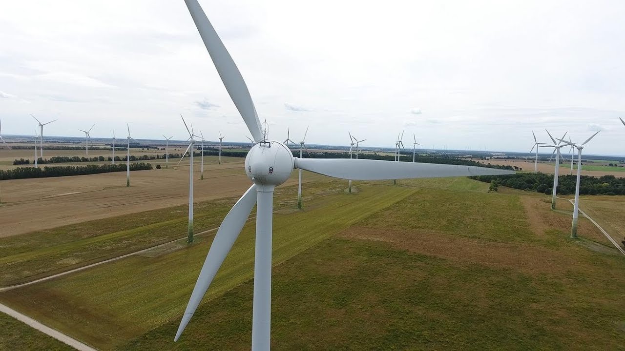 Windpark Danna, Enercon E - 40 Windkraftanlage aus der Luft mit Dji 4 Drohne