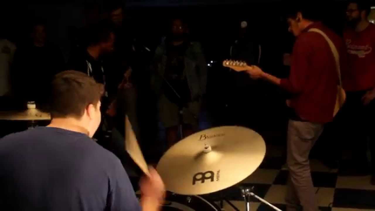 Iselia // Revenant (Live)