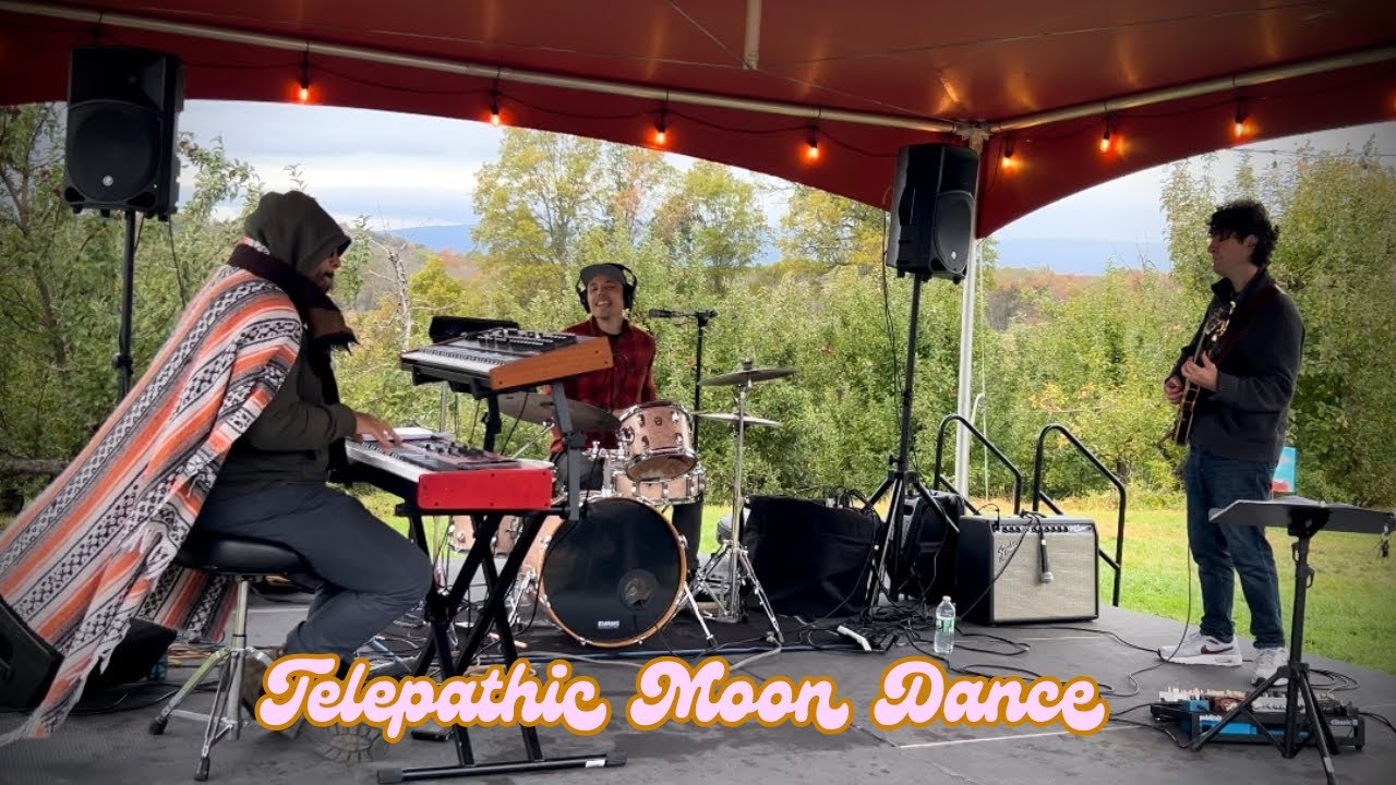 Telepathic Moon Dance 10/12/25 [4K] Angry Orchard, Walden, NY ~ Fusion Jazz  