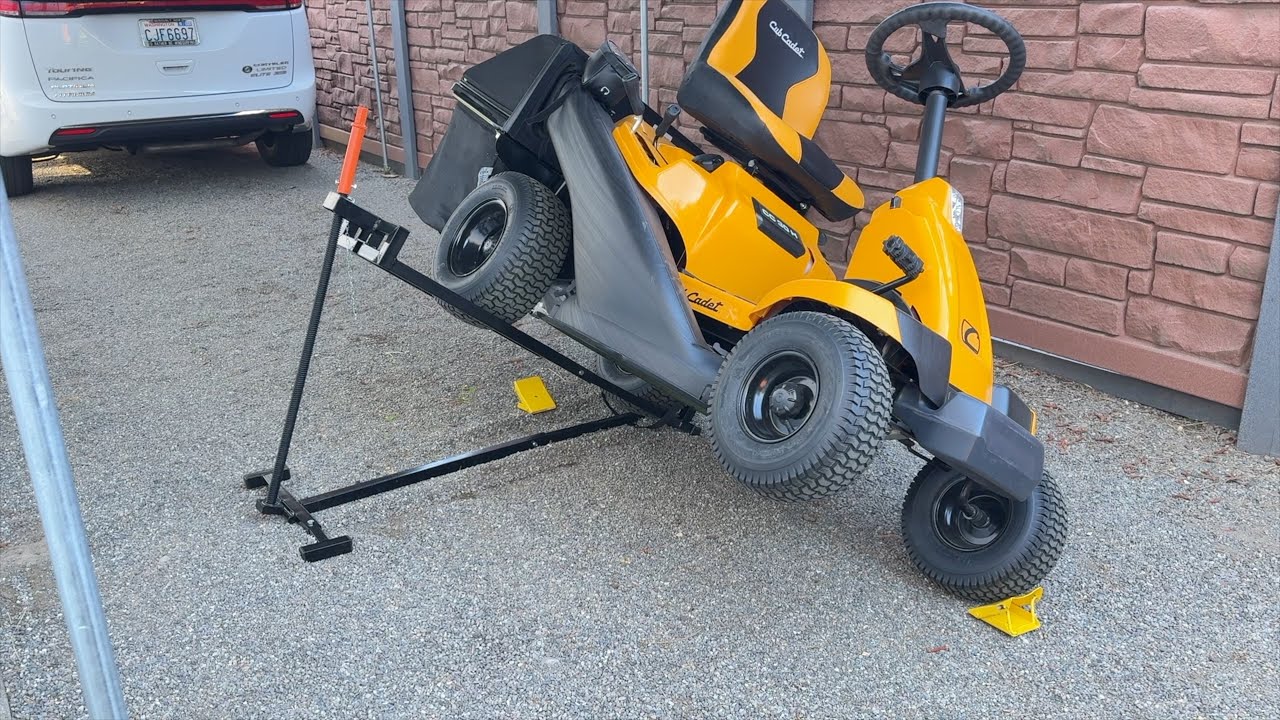 Amazon’s Cheap Riding lawnmower side lift.  Is it Stable?