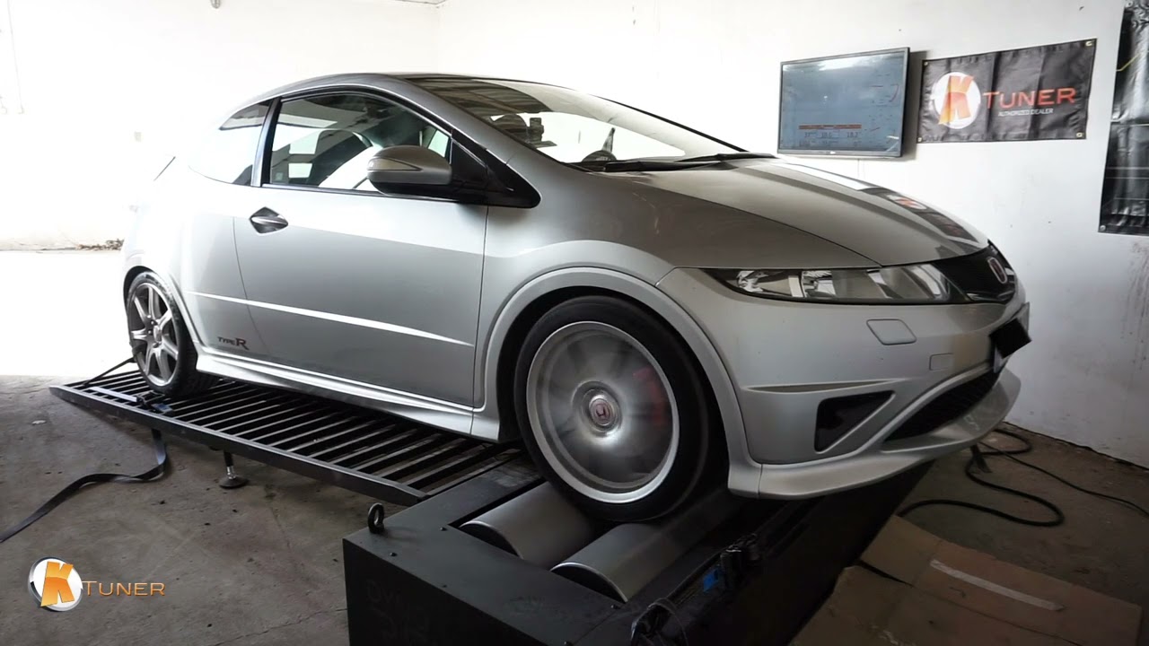 2007 Honda Civic Type-R with Tegiwa Exhaust Manifold