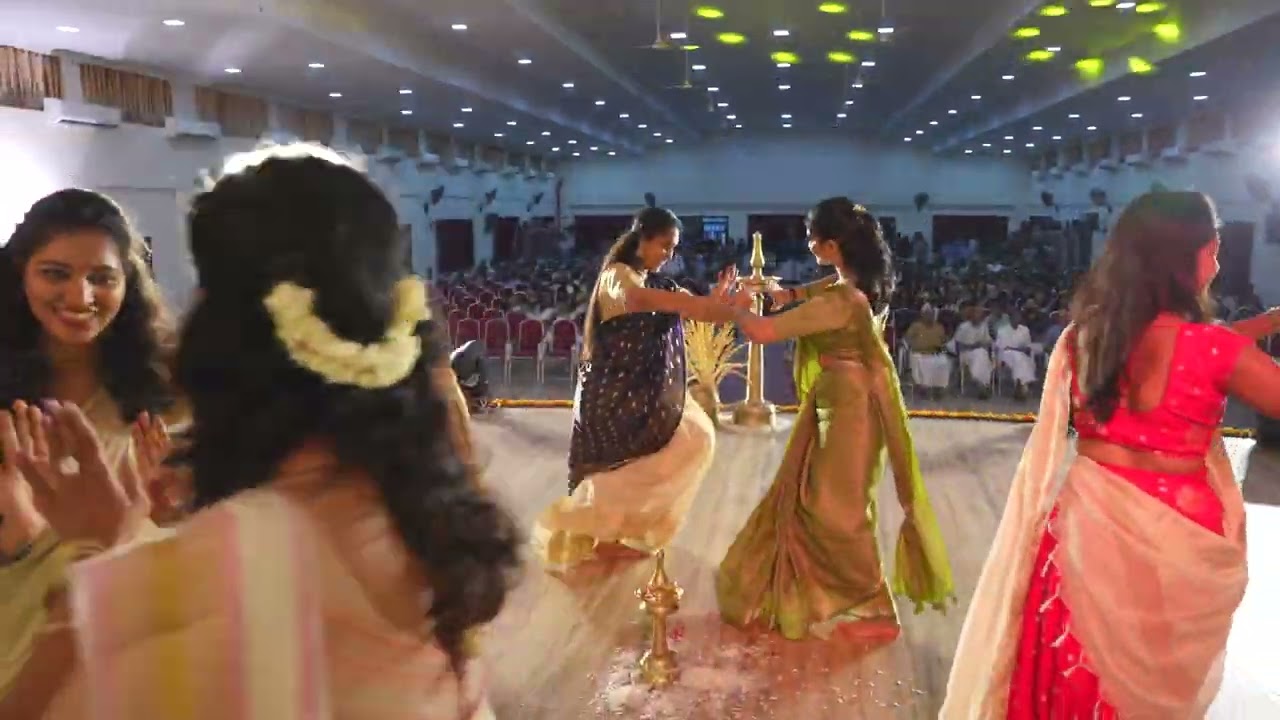 Onam Thiruvathira Dance | Techies Onam 2025 | EvoQe DanceCrew #onam2025  #thiruvathira #traditional