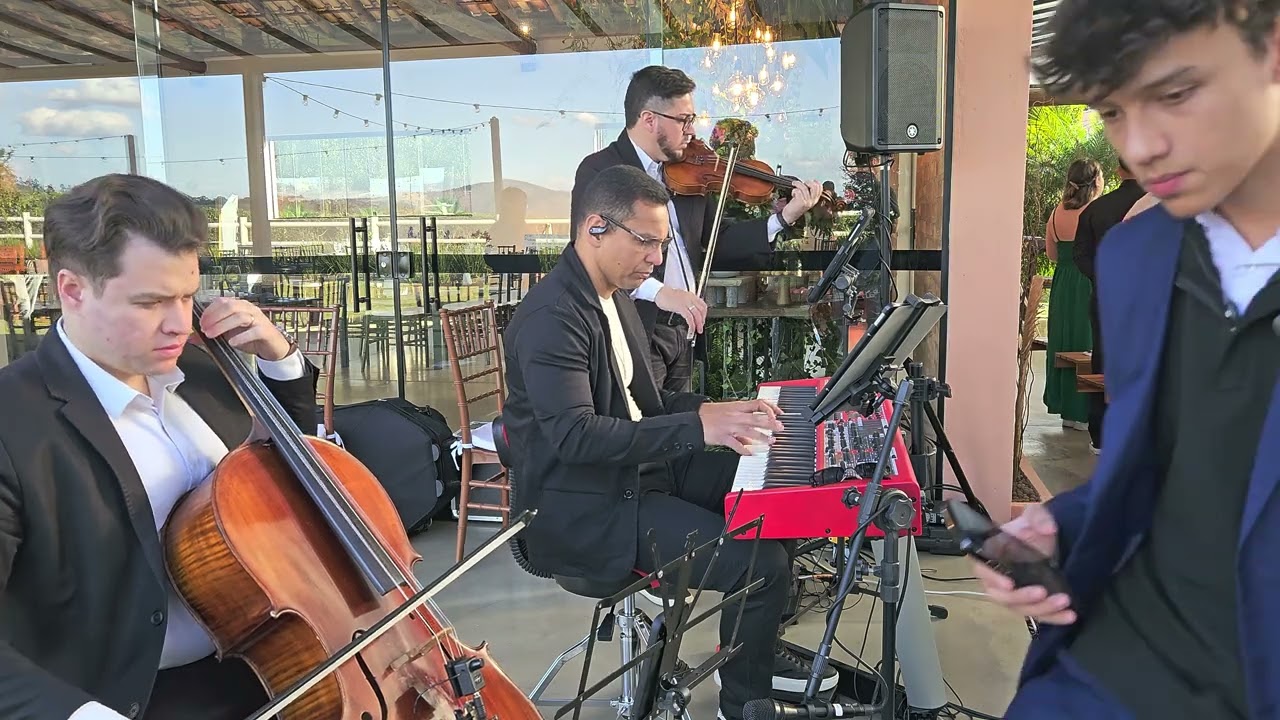 No fundo do meu coração - Sandy e Junior instrumental piano violino violoncello 🎻🎹👰🏻💍🎶