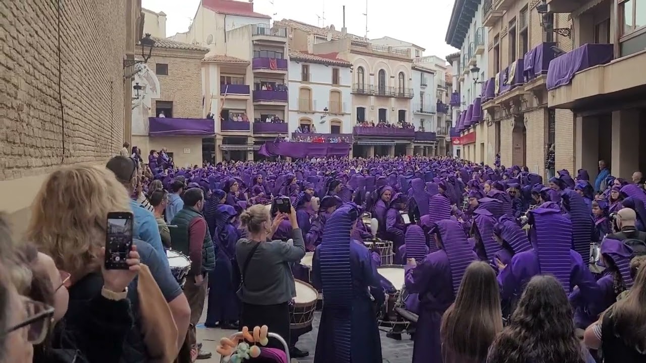 Calanda 2024, viernes Santo, plaza, tambores