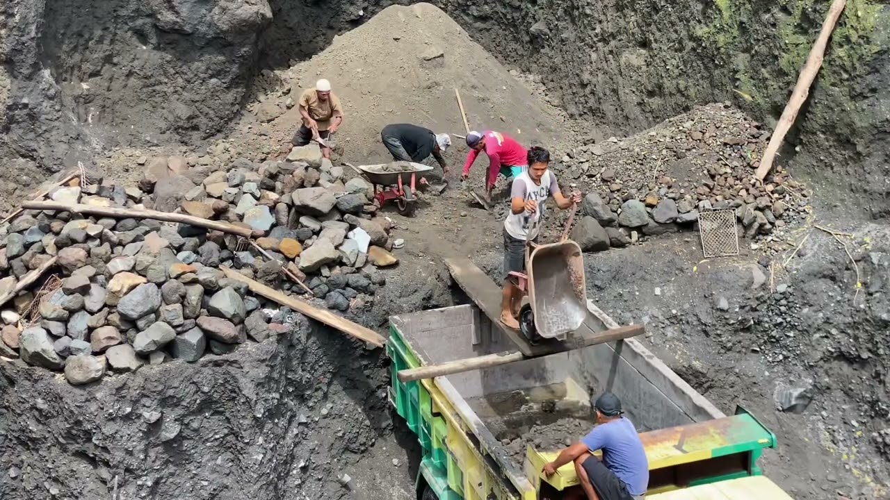 The site is very messy. Now the miners are cleaning up the site and m