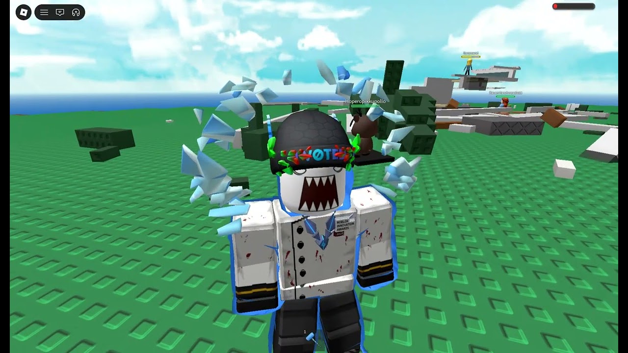 Becoming a menace and killing everyone using the hammer in Natural disaster survival