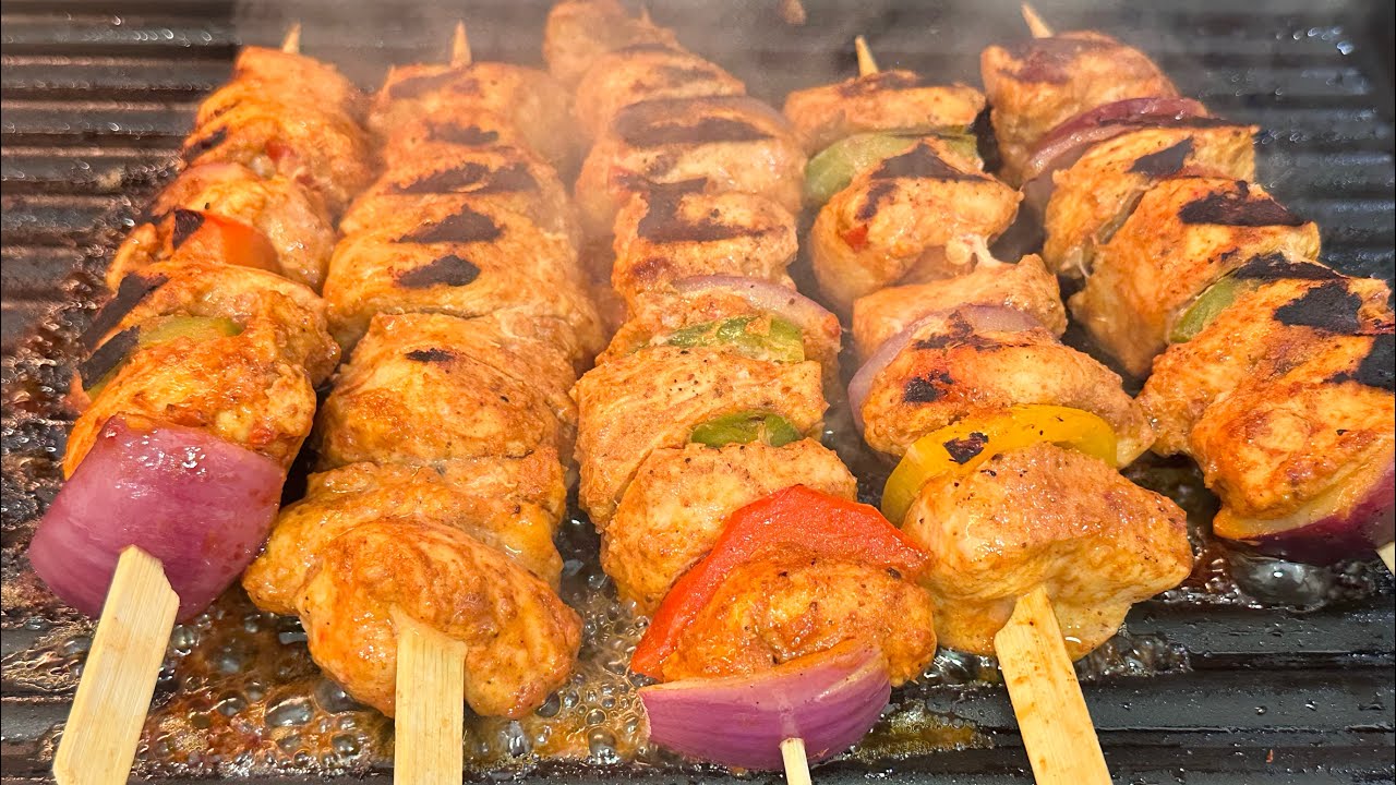 اج افطاری میں بنائیں یہ چکن سٹک بوٹی