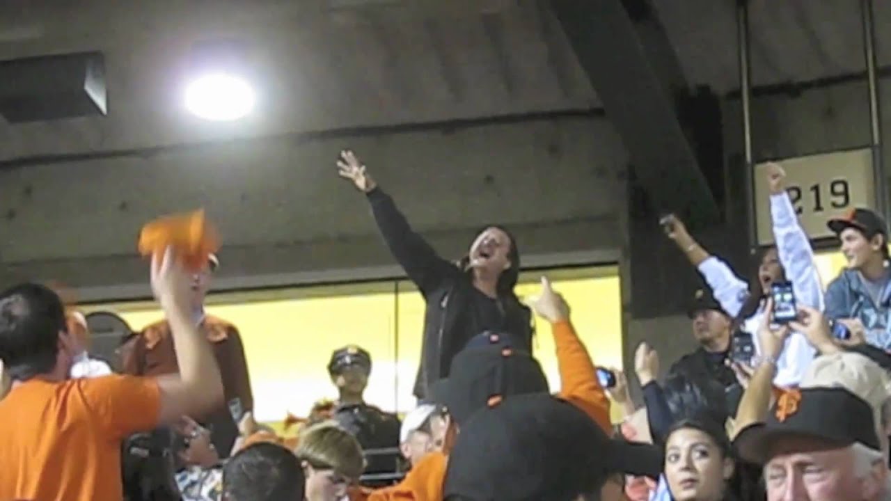 Steve Perry sings 'Lights' at Game 2 of the 2010 World Series