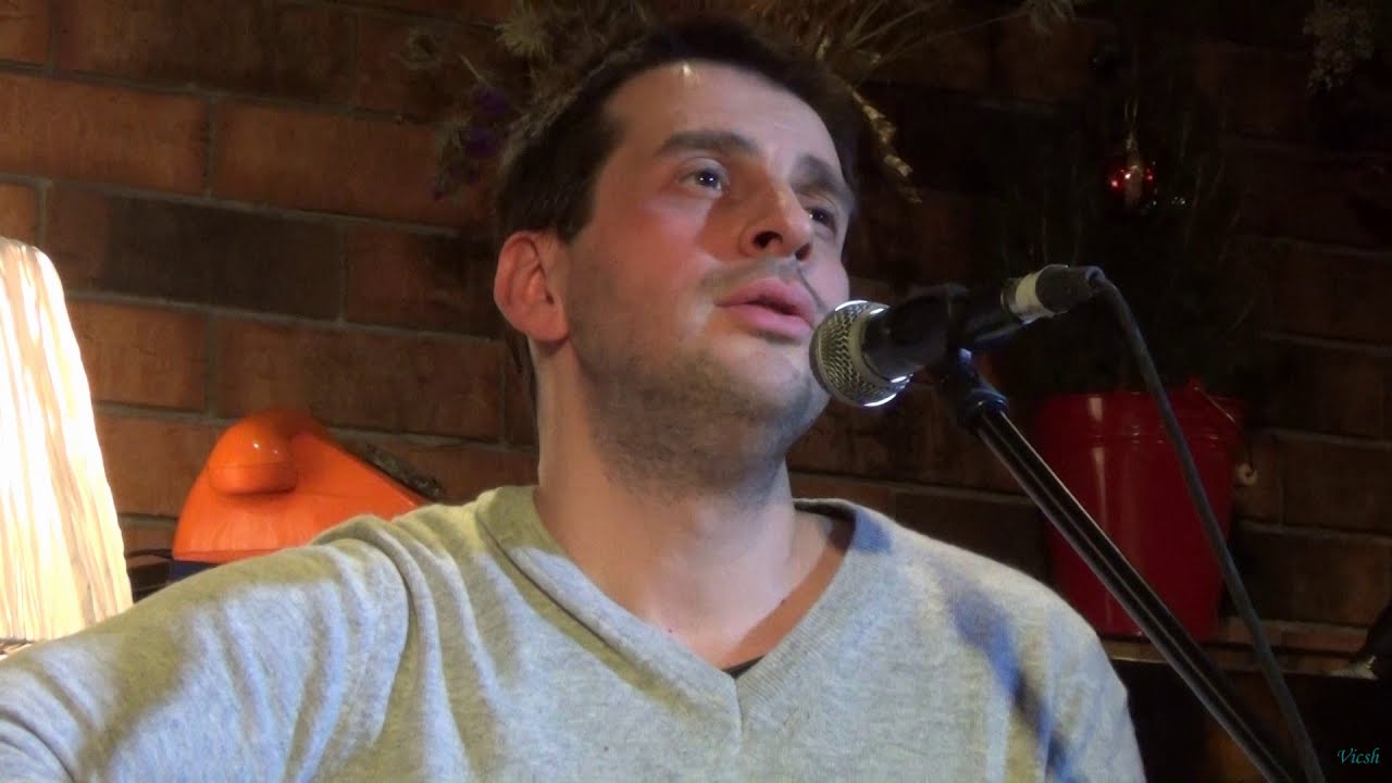 Пётр Налич и Иван Жук в арт-кафе 