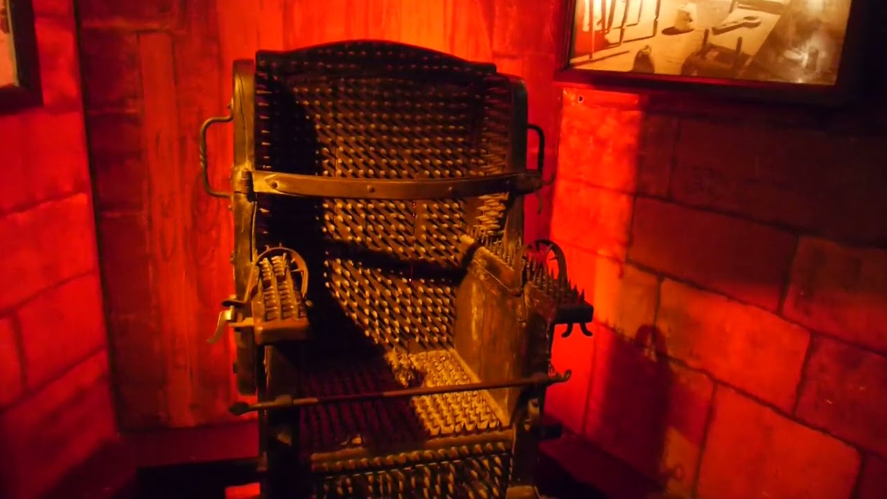 Torture Museum Amsterdam Genomg&aring;ng hela museet Tortyr