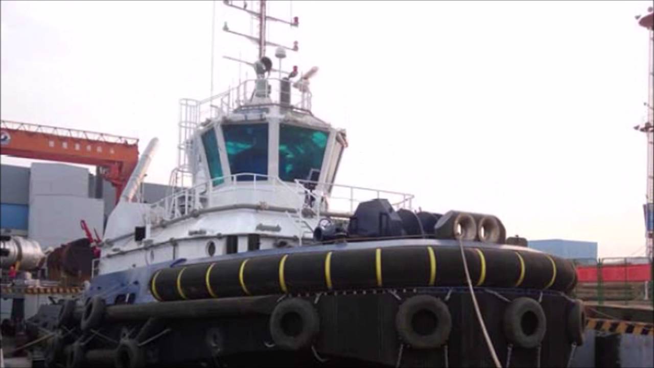 32m Azimuth Drive Harbour Tug
