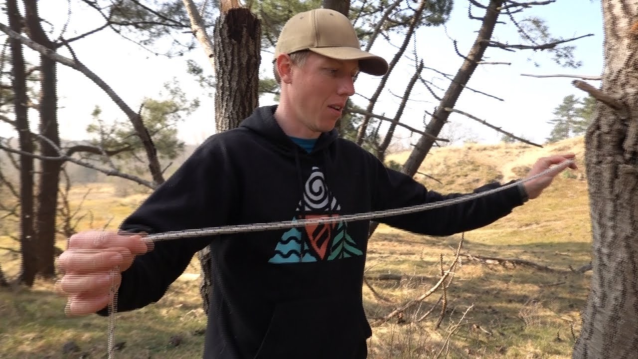 Knopen // Touw afspannen tussen bomen