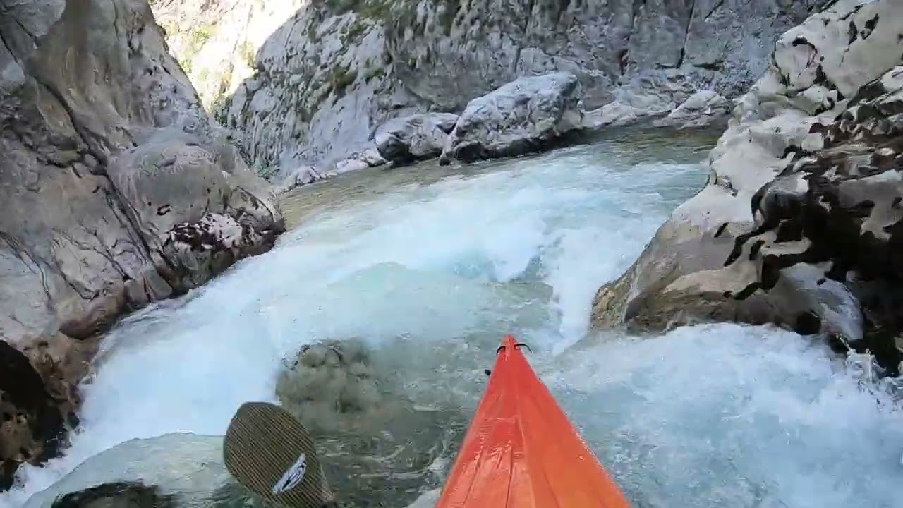Adventure Whitewater Kayaking - Morača Platije Canyon