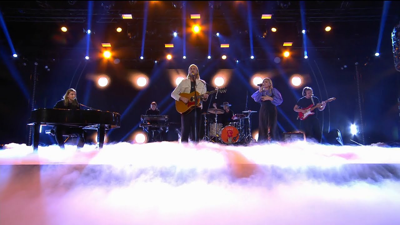 JUNG feat. Clara Mae – ”Let him go” – Idol 2019 - Idol Sverige (TV4)