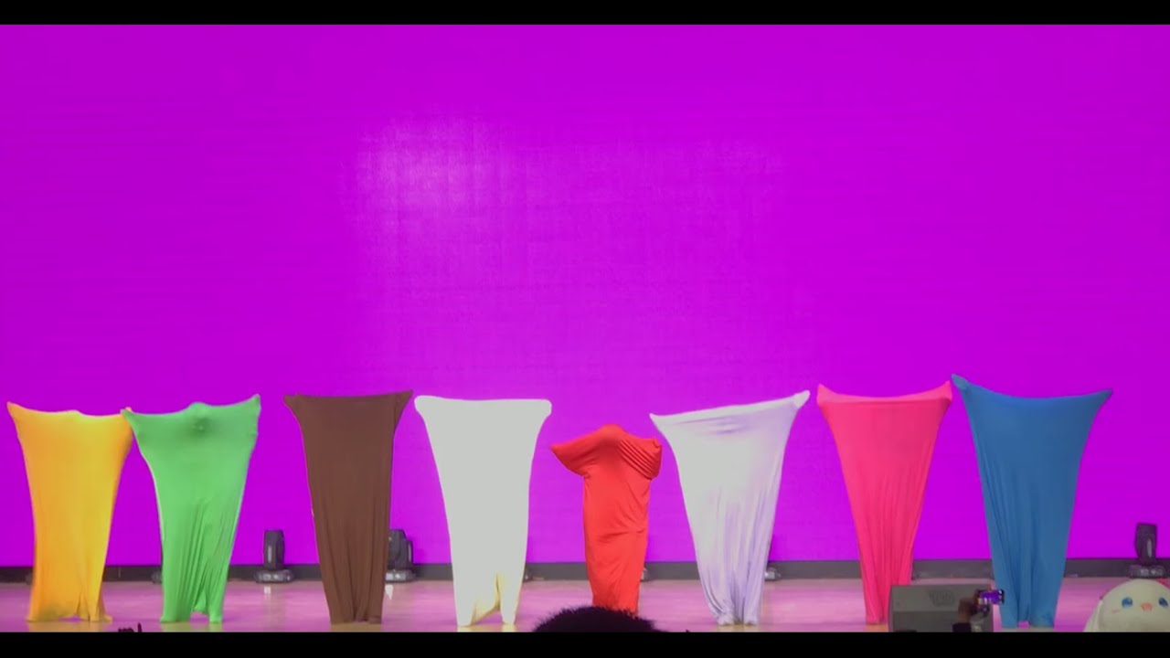 Chinese Silly Sack Dancers