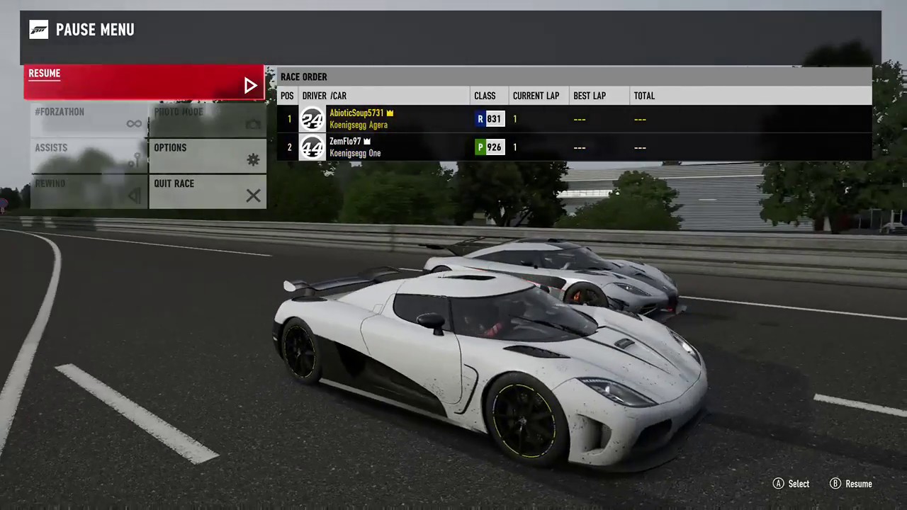 Forza 7 Drag race: Koenigsegg Agera R vs Koenigsegg One:1
