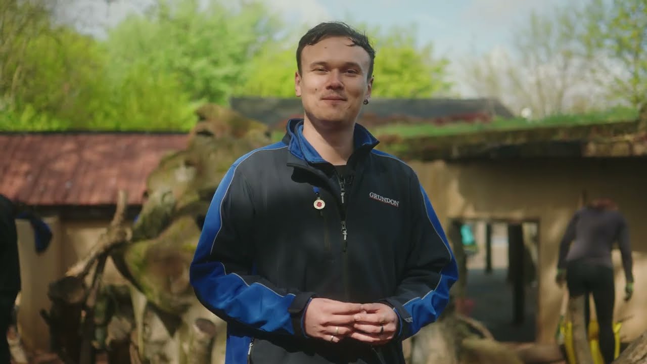 Behind the scenes of a volunteering day with Grundon at ZSL London Zoo