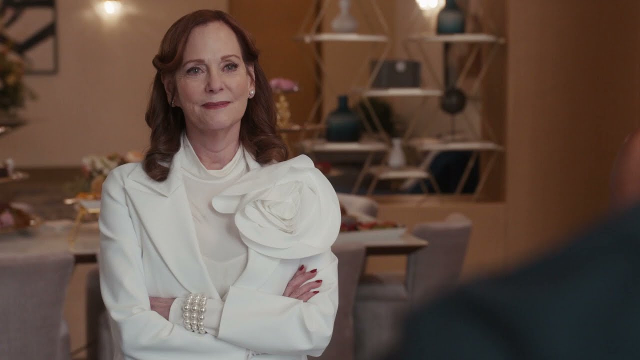 9-1-1 8x11 - Bobby confronts his mother