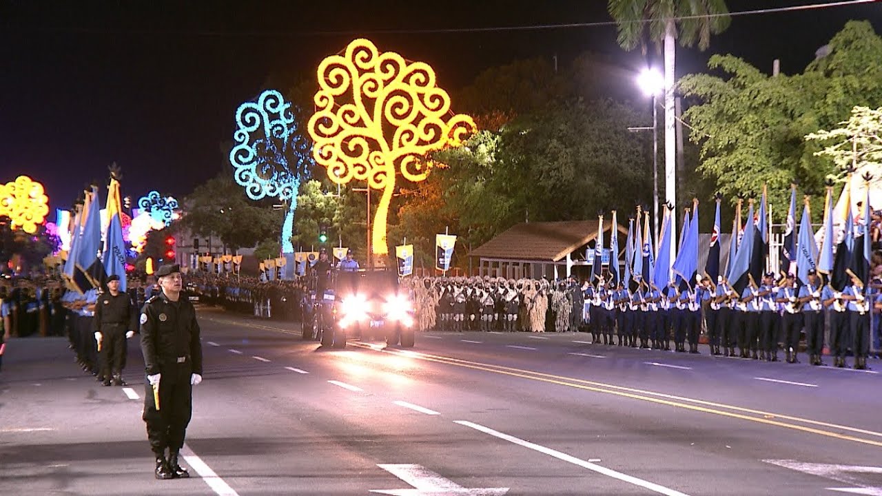 Desfile Policial en saludo al 44 aniversario de la Policía Nacional