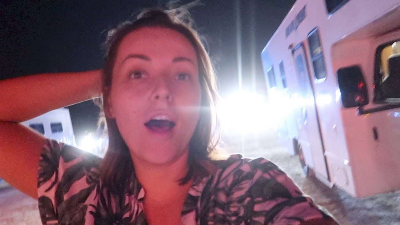 Op naar Burning Man 2018! | Vloggloss 1385