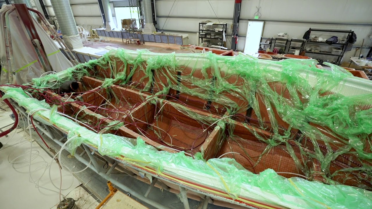 INFUSION Cobia Boats VARIS® (Vacuum Assisted Resin Infusion System)