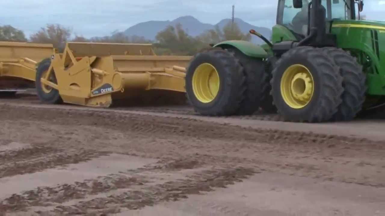 John Deere AutoLoad System for R-Series Scraper Tractors