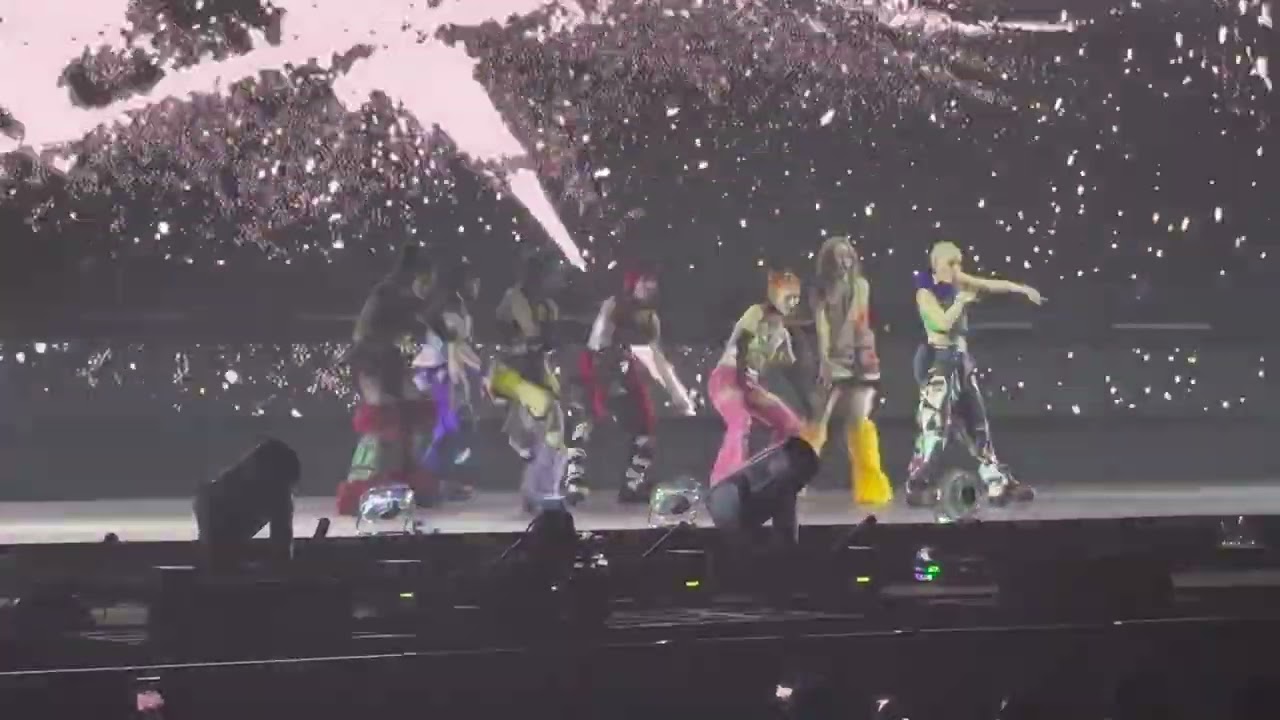 XG - WOKE UP | XG 1st WORLD TOUR “The first HOWL” Landing at Manila 20240802