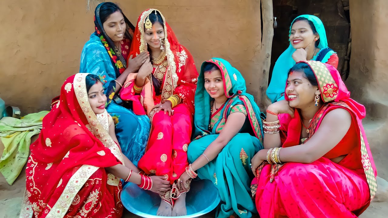 लालची भौजाई ननद का साड़ी और गहना लेने के लिए देखिये कैसे चापलूसी करती है। |KR9 COMEDY