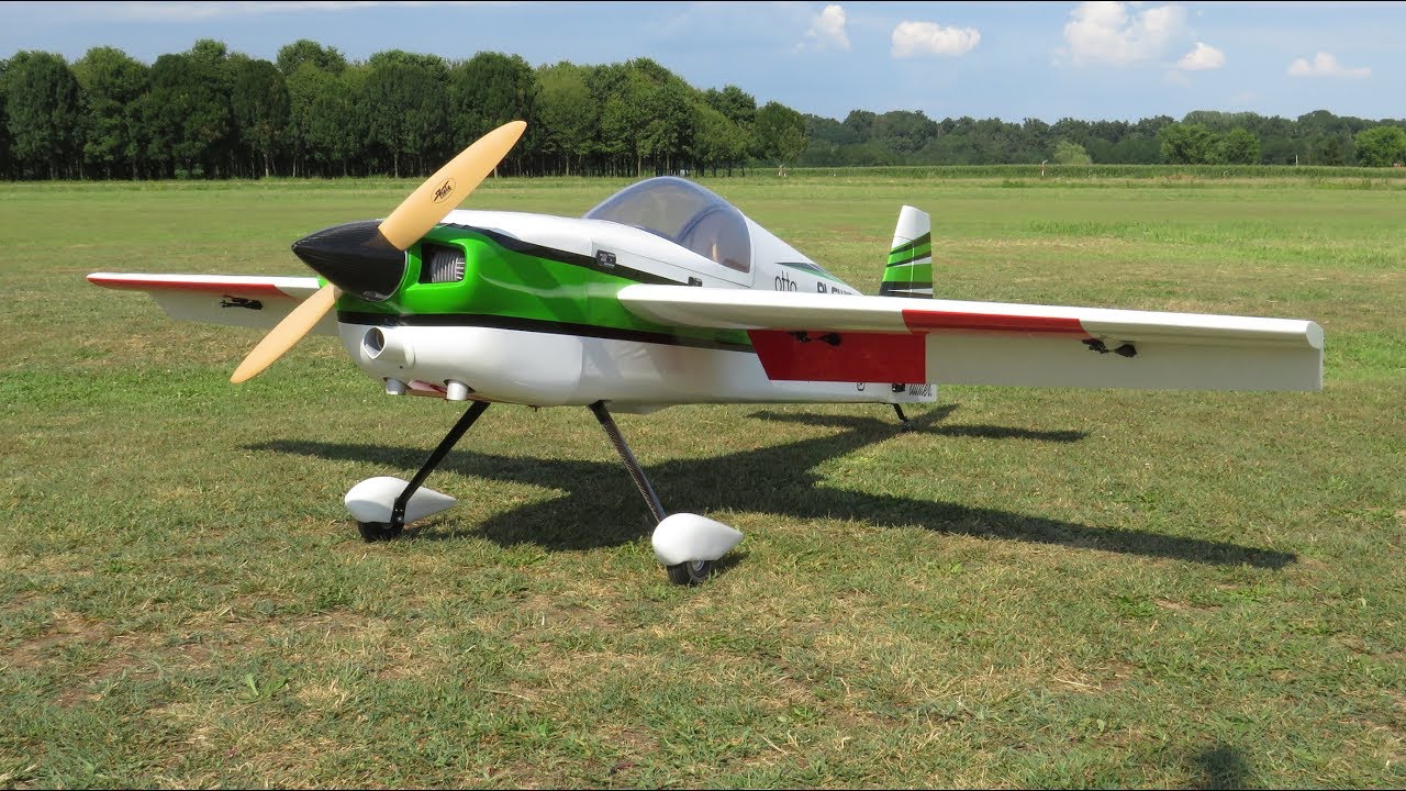 AMAZINGLY FAST ROLLS, SNAPS | Flight 1 | Skywing 101