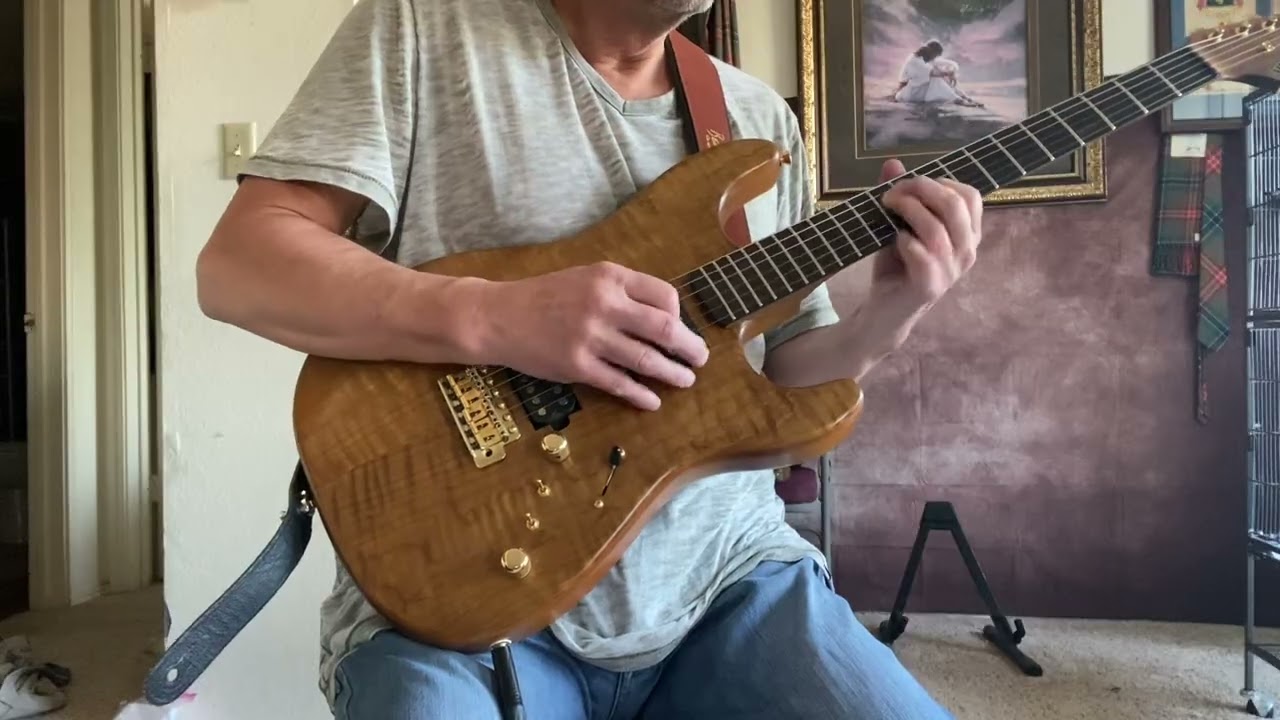 Smooth jazz. Tom Anderson H1- neck. Victoria 5112 amp. 