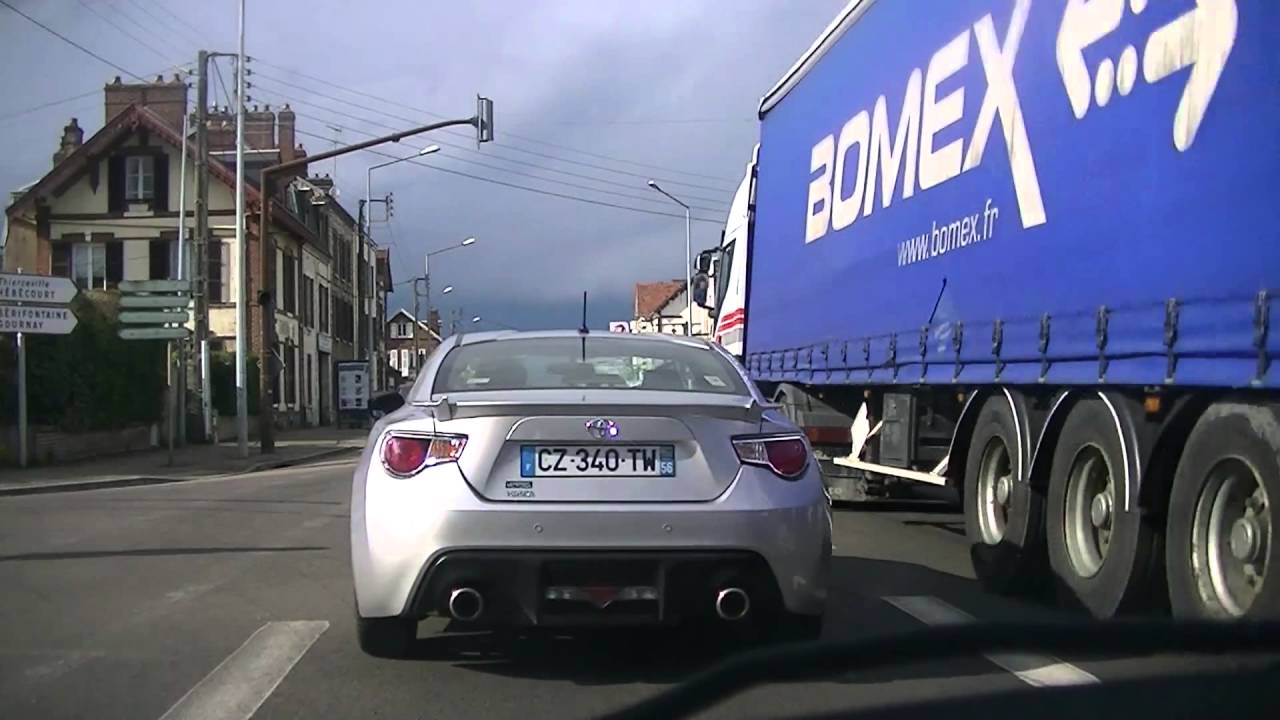 2016 0412c Balade en voiture dans Gisors