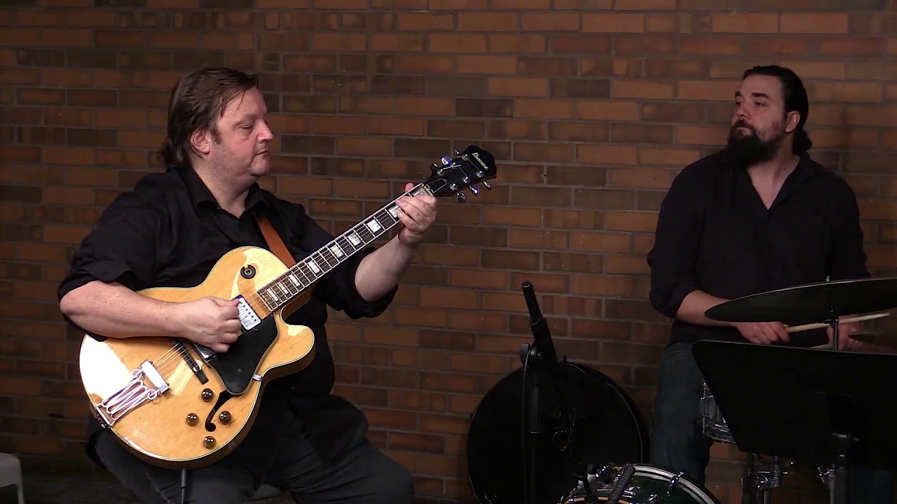 OC Sessions presents Mike Rud