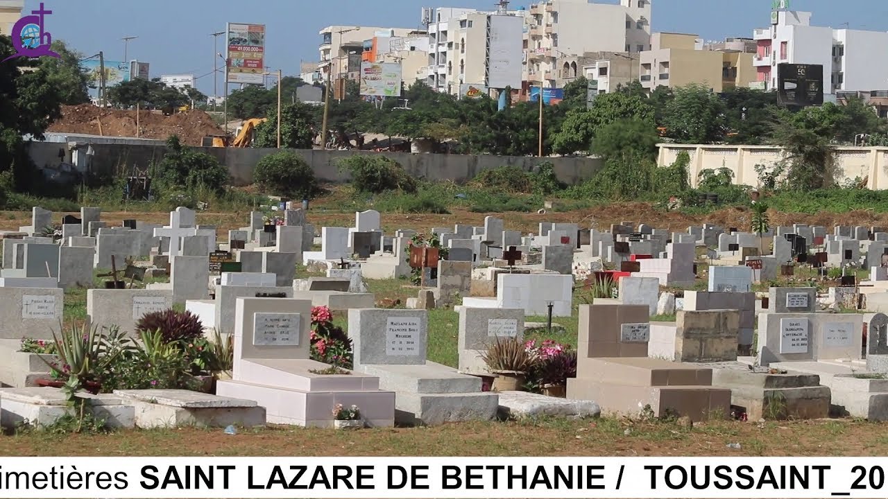 Mobilisation de la jeunesse pour le nettoyage du cimetière catholique SAINT LAZARE DE BETHANIE
