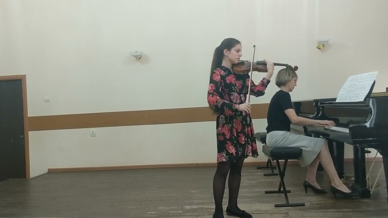 Колчина Маргарита/ 16 лет/ Кабалевский Импровизация/ Паганини Сонатина №2 1-2 части